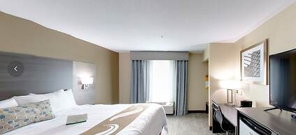 Quality Inn & Suites Roanoke - Fort Worth North