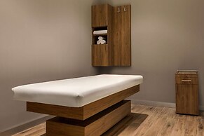 Ramada Encore By Wyndham Istanbul Basin Express