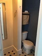 Reynolds House Inn & Motel