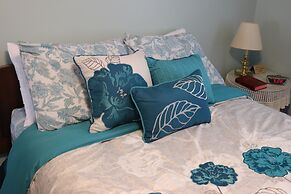 Reynolds House Inn & Motel