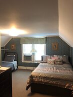 Reynolds House Inn & Motel