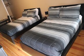 Reynolds House Inn & Motel