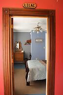 Reynolds House Inn & Motel