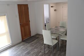 Reynolds House Inn & Motel