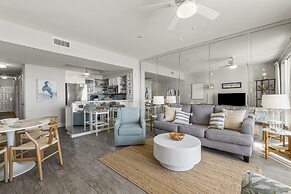 Majestic Sun Beach Resort by Panhandle Getaways