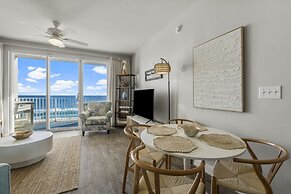 Majestic Sun Beach Resort by Panhandle Getaways