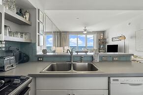 Majestic Sun Beach Resort by Panhandle Getaways