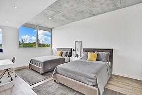 Design District Suites