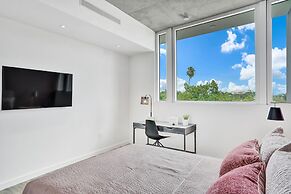 Design District Suites