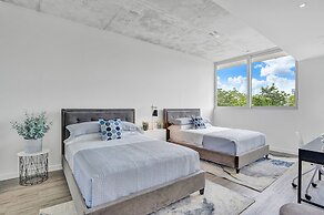 Design District Suites