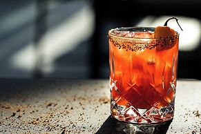 The Lytle Park Hotel, Autograph Collection