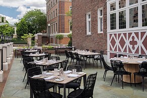 The Lytle Park Hotel, Autograph Collection