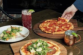 The Lytle Park Hotel, Autograph Collection