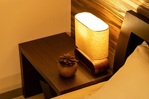 Primavera Kamata 303