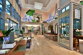 Mercure Yibin Port