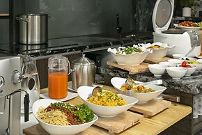 Meliora Hotel & Apartment Da Nang