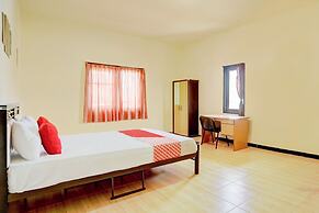 Petraya Residence Near City of tomorrow Mall