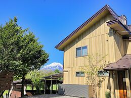 SILVER SPRAY Yamanakako