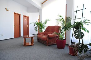 Hotel Emma Est