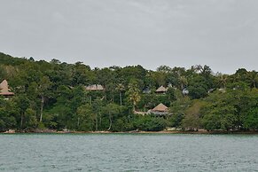 Island Escape Burasari