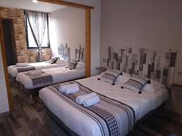 Hôtel Restaurant LES VOYAGEURS