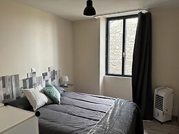 Hôtel Restaurant LES VOYAGEURS