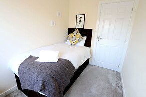 Birmingham Airport/NEC Beauty Homebase