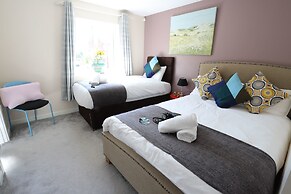 Birmingham Airport/NEC Beauty Homebase