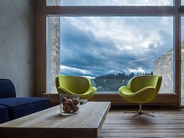 Escapade Luxury Residences