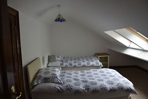 White Hill Country House