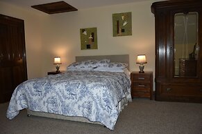 White Hill Country House