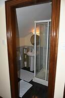 White Hill Country House