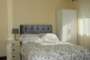 White Hill Country House