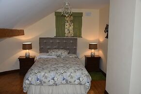 White Hill Country House