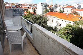 Lisbon Suite Home