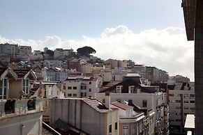 Lisbon Suite Home