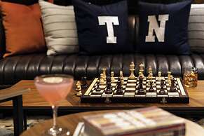 Moxy Nashville Vanderbilt Area