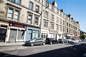 Montgomery Apartments - Crighton