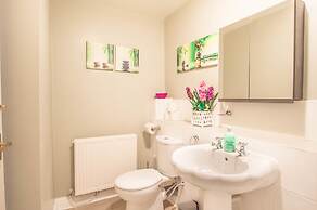 Montgomery Apartments - Crighton