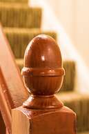 Montgomery Apartments - Crighton