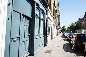 Montgomery Apartments - Crighton