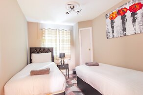 Montgomery Apartments - Crighton