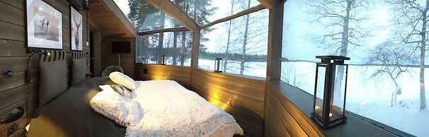 Revontuli Resort Glass Igloos