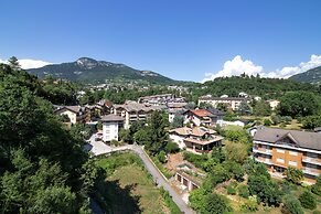 Da Chris e Lisa 022205-AT-296296