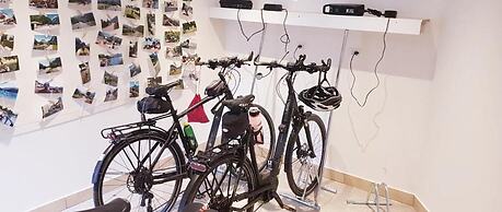 Da Chris e Lisa 022205-AT-296296