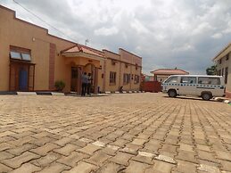 Kaanos Hope Complex Inn