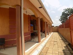 Kaanos Hope Complex Inn