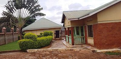 Palm Gardens Hotel