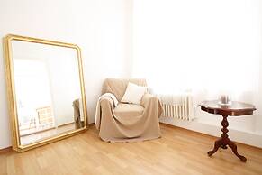 Boutique Charme Apartments 12