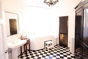 Boutique Charme Apartments 6